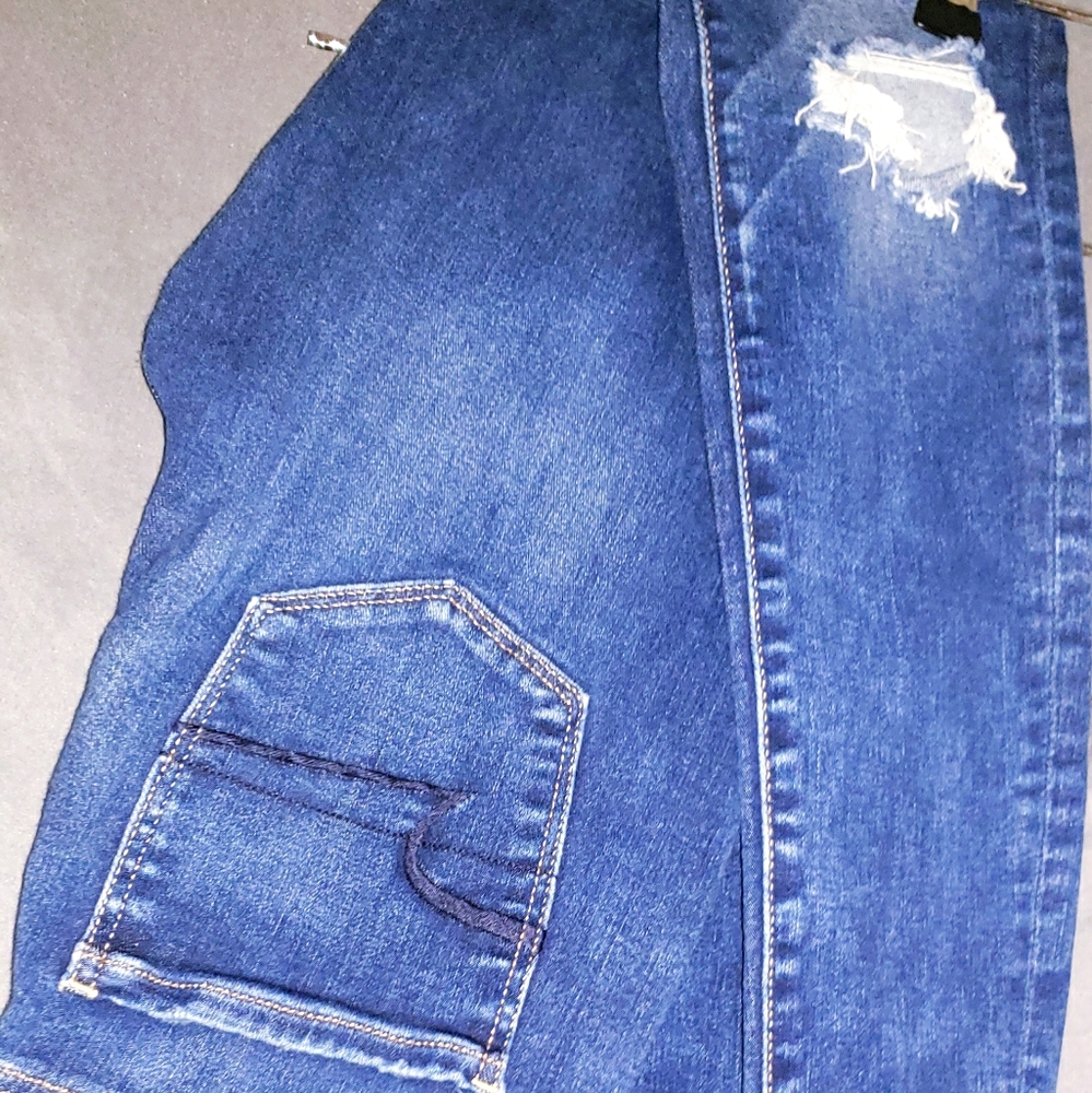 American eagle Jean's